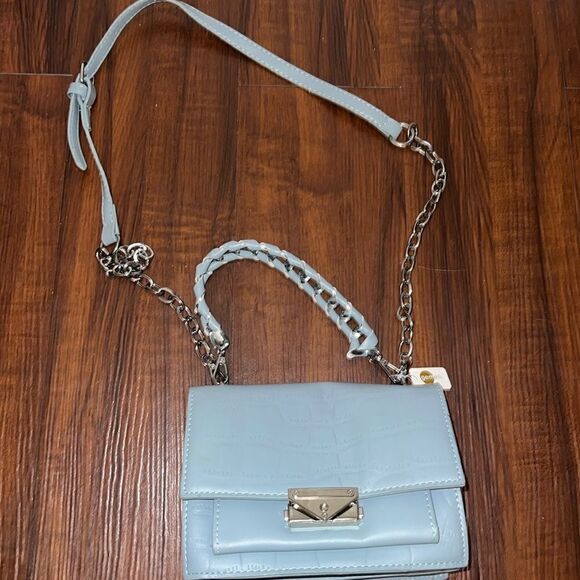 Brand NEW White Leather Crossbody Bag Woven Chain Top Handle NWT - Snap Closure - Picture 14 of 14